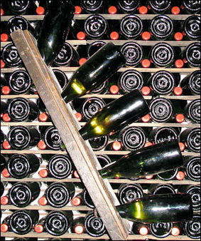 20120528-wine Italian -Remuage.JPG